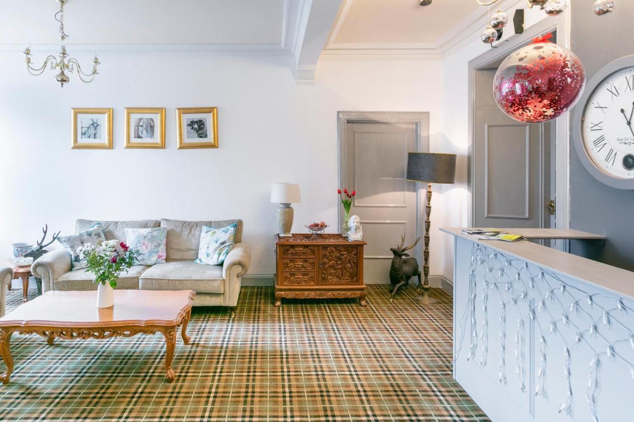 Oyo Lochinvar Hotel Glasgow Extérieur photo